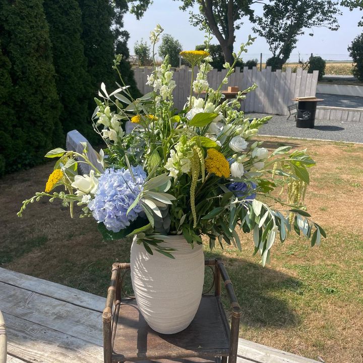 Composition champêtre en vase